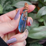 Load image into Gallery viewer, Labradorite Necklace in Copper
