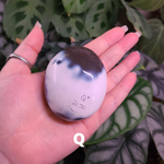 Load image into Gallery viewer, Orca Agate Palm Stones - Medium/Large

